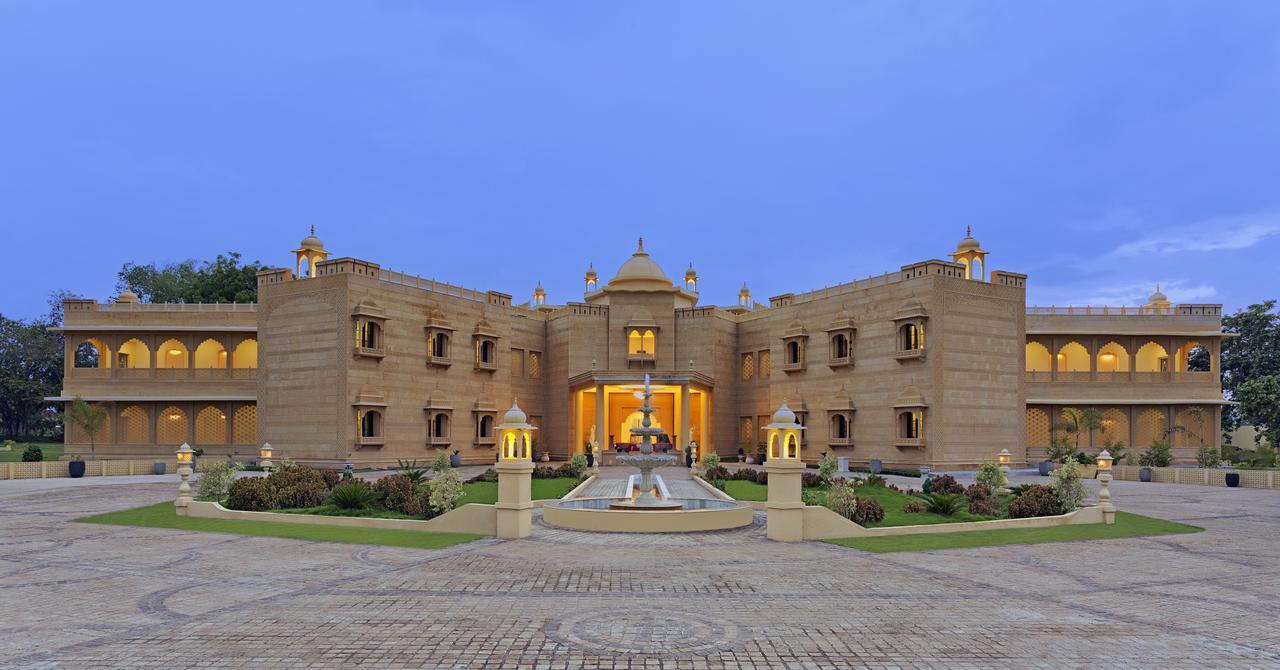 Syna Heritage Hotel Khajurāho Exterior foto