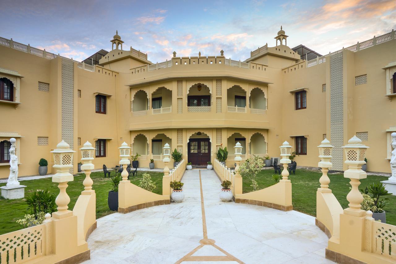 Syna Heritage Hotel Khajurāho Exterior foto