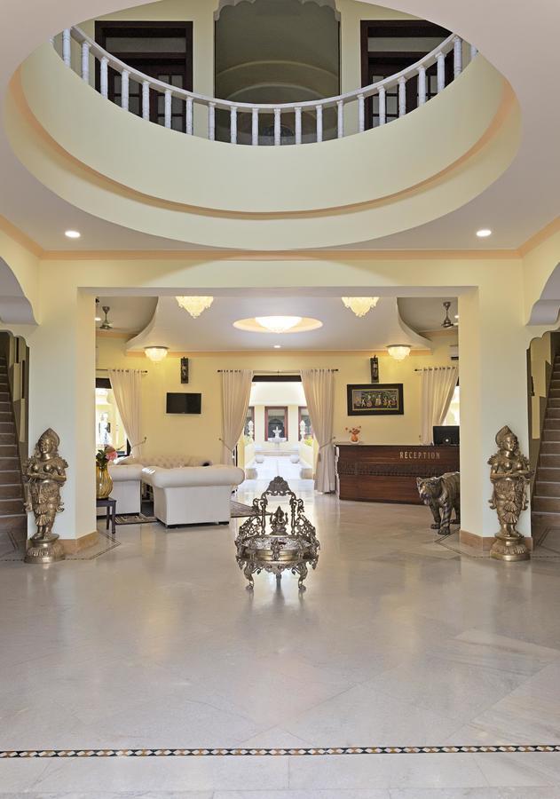 Syna Heritage Hotel Khajurāho Exterior foto